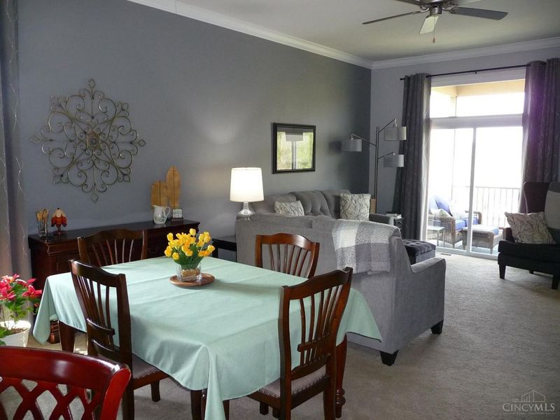 7001 Aspen Point Court, Unit 27A, Green Township, OH 45247 Photo 4