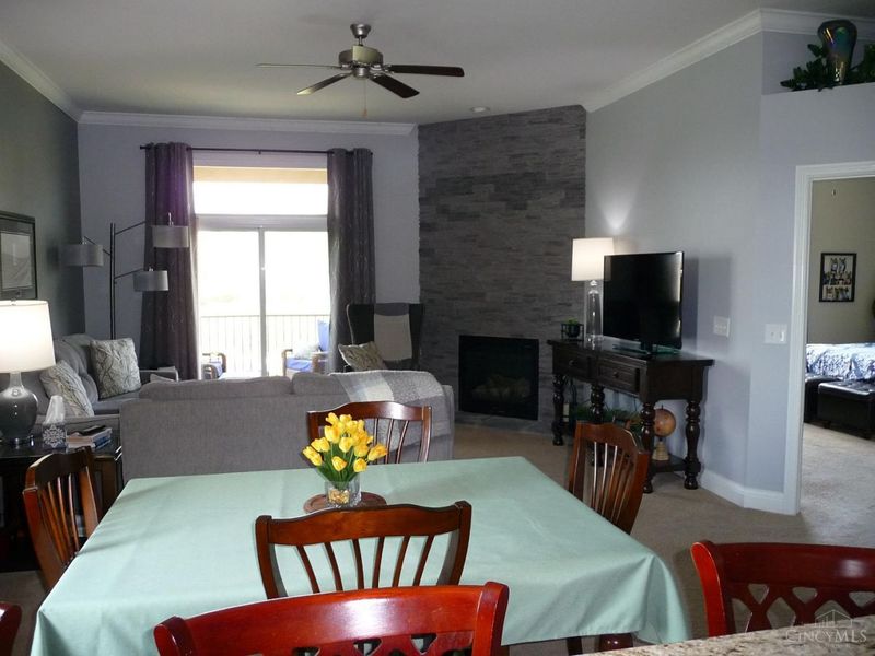 7001 Aspen Point Court, Unit 27A, Green Township, OH 45247 Photo 5