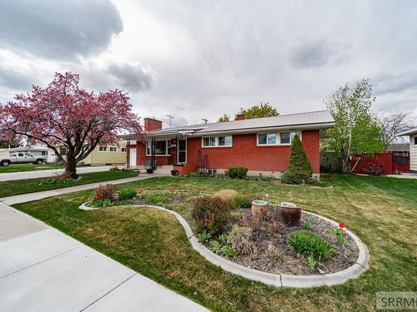 1920 Sequoia Drive, IDAHO FALLS, ID 83404