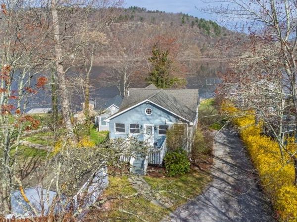 46 Myrtle Ave, Frankford, NJ 07826