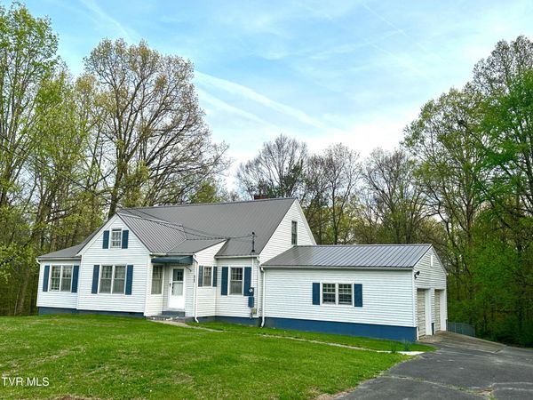 6765 Warrensburg Road, Mosheim, TN 37818