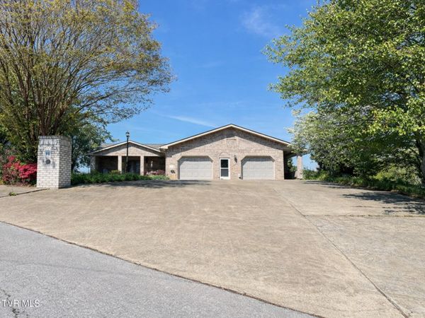 60 West School Street, Mosheim, TN 37818