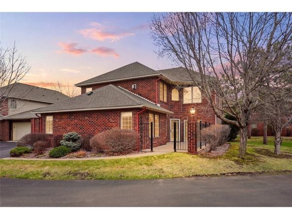 1820 Hunter Hill Road, Hudson, WI 54016