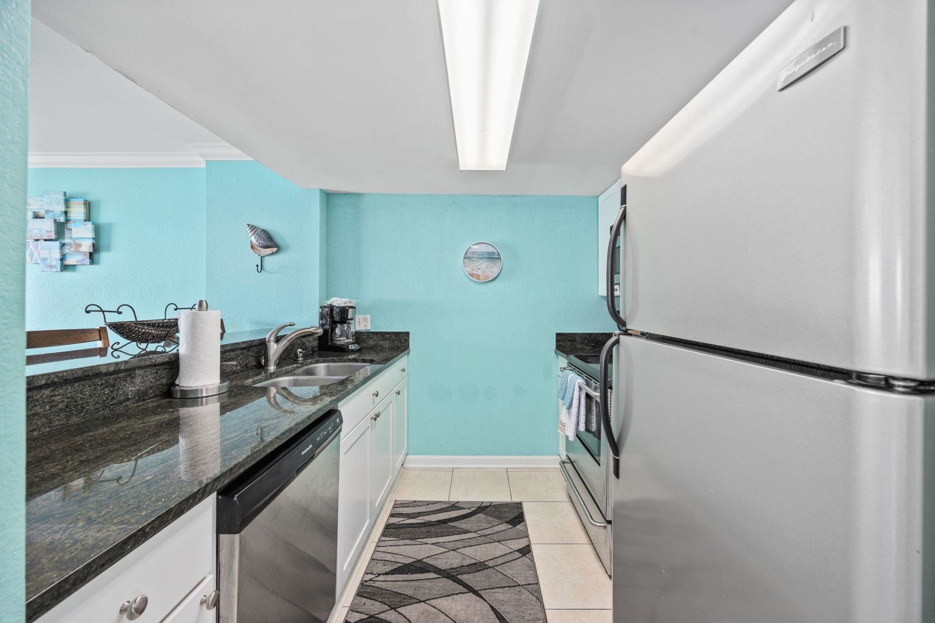 2001 Ocean Blvd. S Photo 11