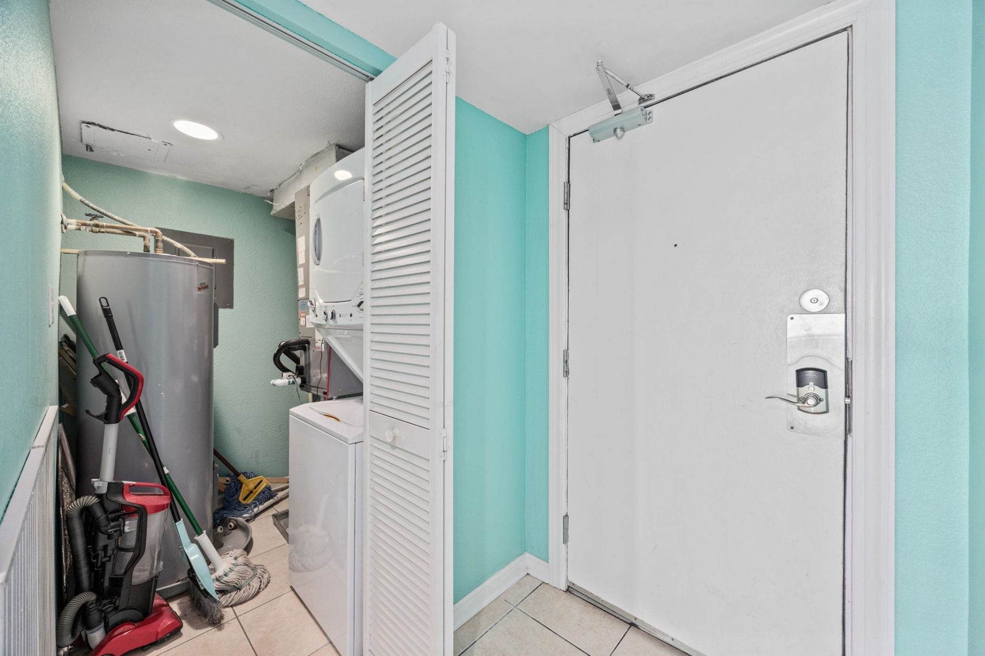 2001 Ocean Blvd. S Photo 21