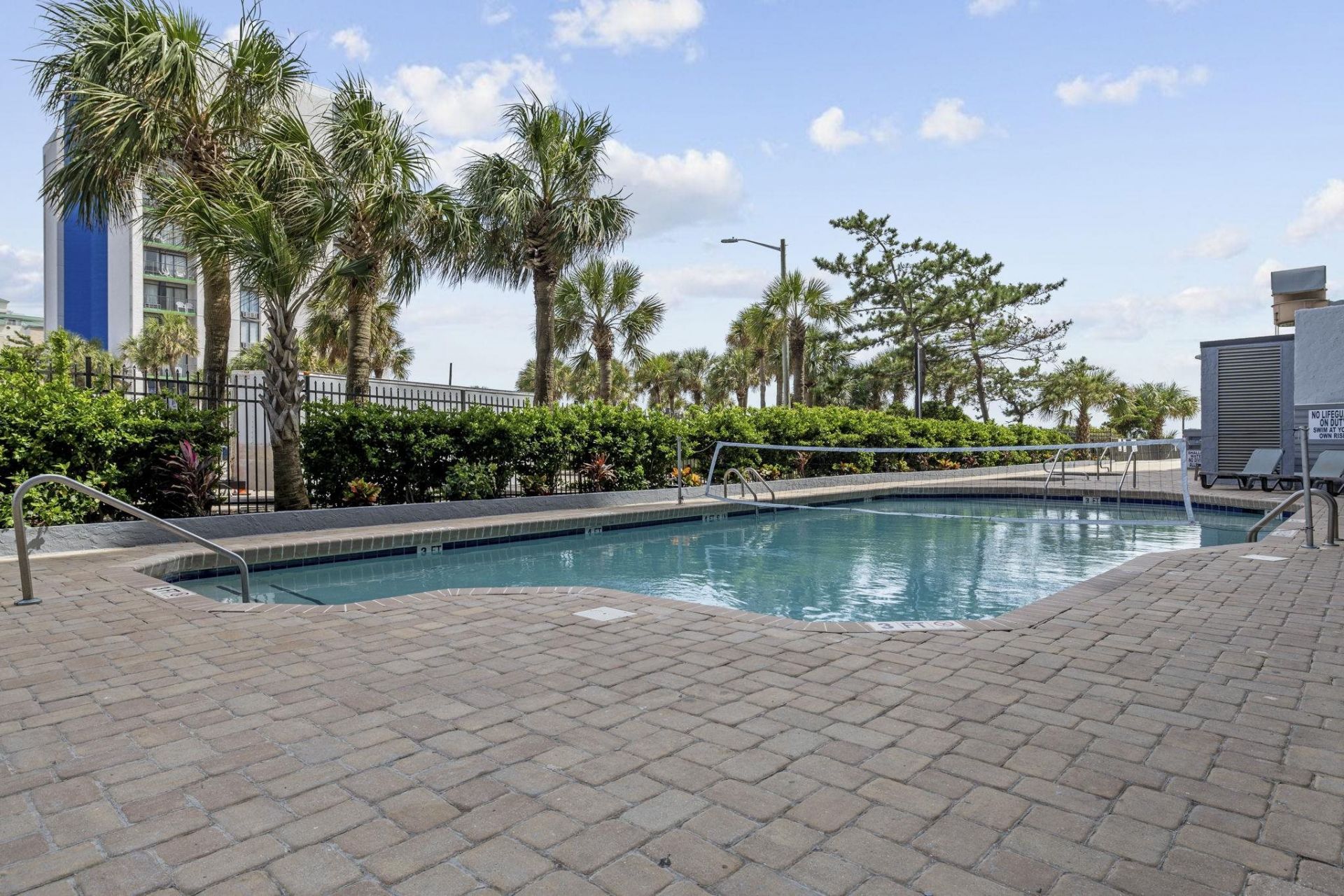 2001 Ocean Blvd. S Photo 28