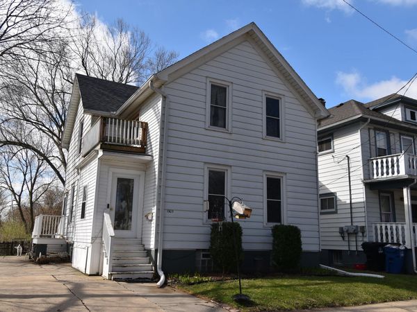 1905 Ehlert St, Racine, WI 53406