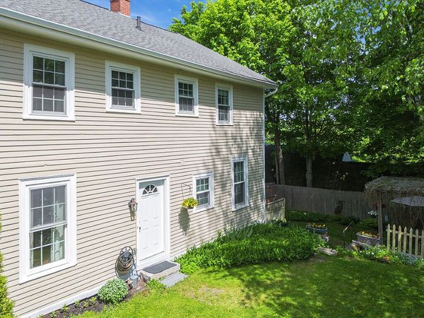 2 Warren Street, Hallowell, ME 04347