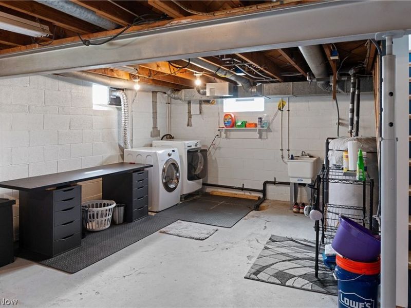 8345 Schubert Avenue N, Alliance, OH 44601 Photo 13