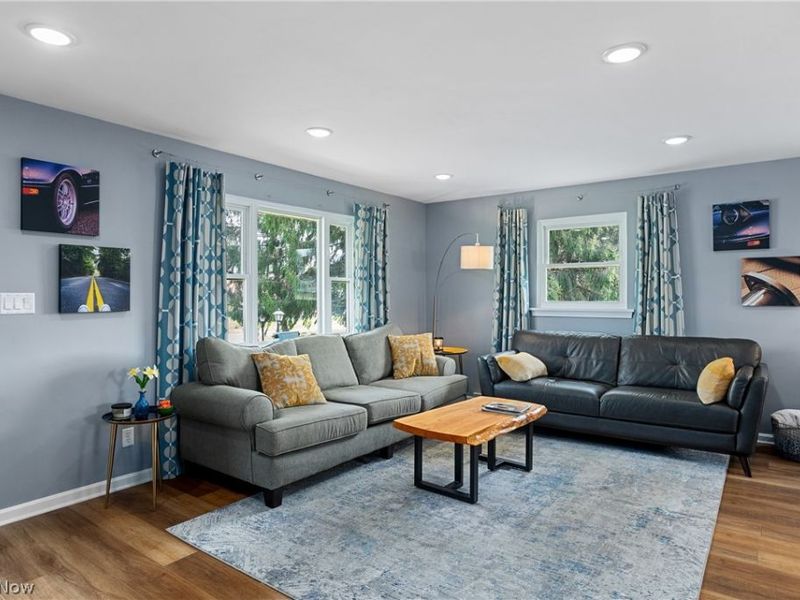 8345 Schubert Avenue N, Alliance, OH 44601 Photo 4