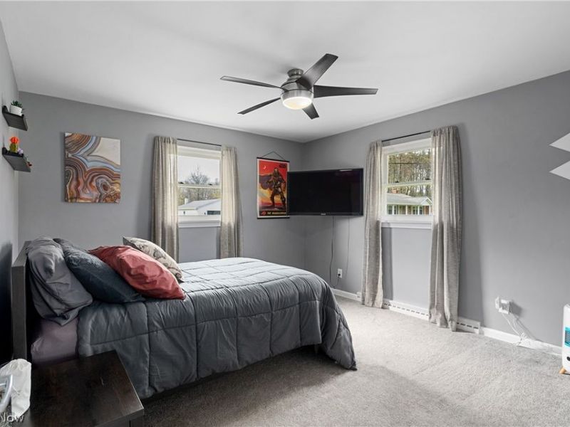 8345 Schubert Avenue N, Alliance, OH 44601 Photo 9