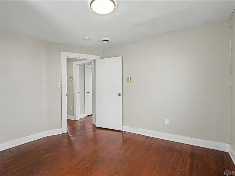 930 Leo Street, Dayton, OH 45404 Photo 18