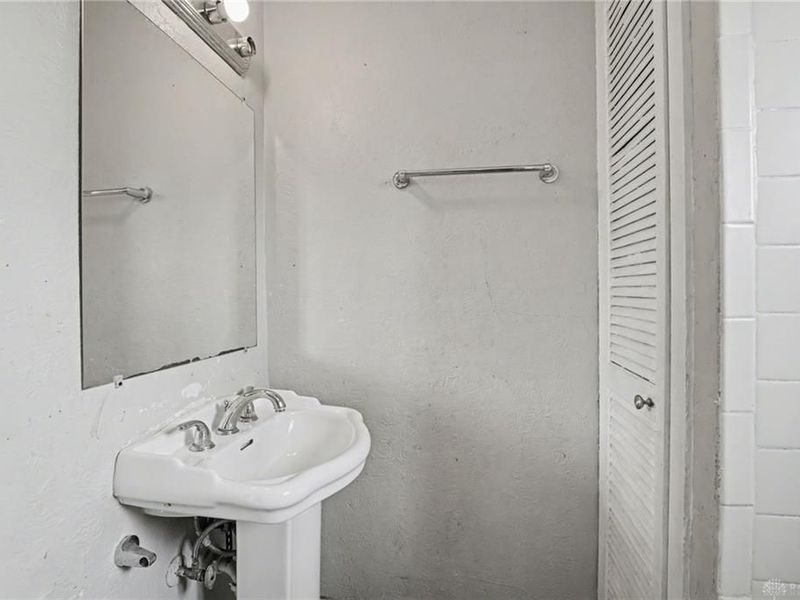 930 Leo Street, Dayton, OH 45404 Photo 25