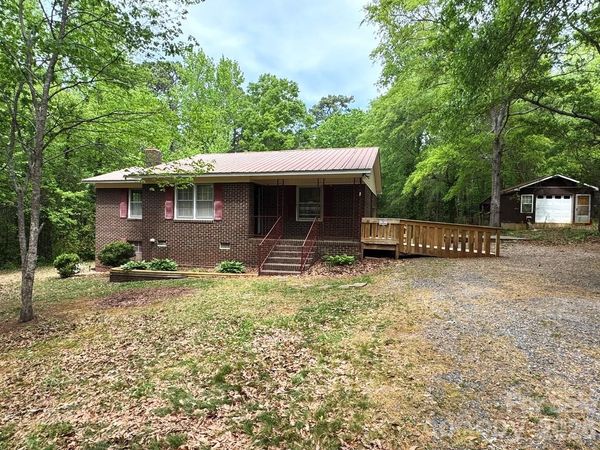 530 Burlington Street, Wadesboro, NC 28170