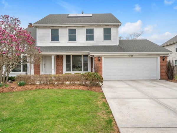 1355 Beckett Lane, Schaumburg, IL 60173