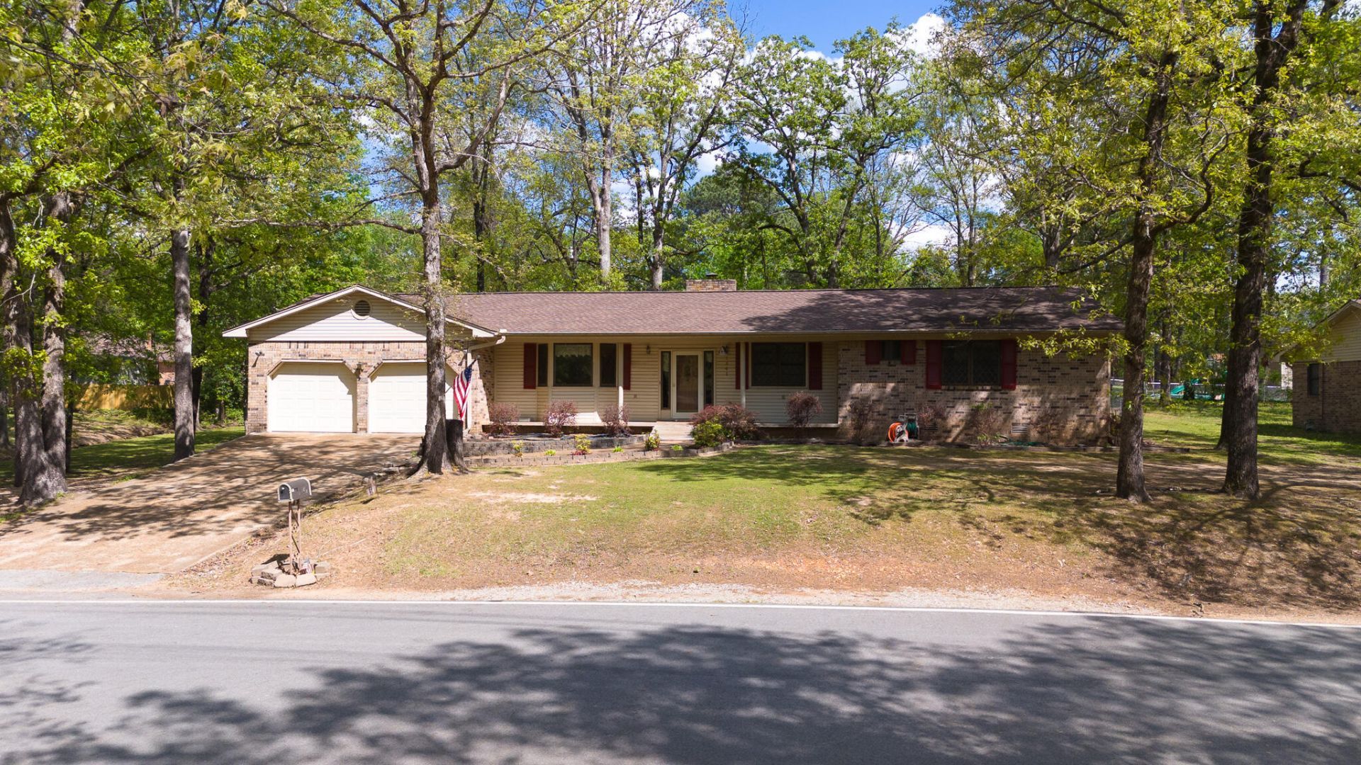 1541 Betty Jean Street, Batesville, AR 72501 Main Photo