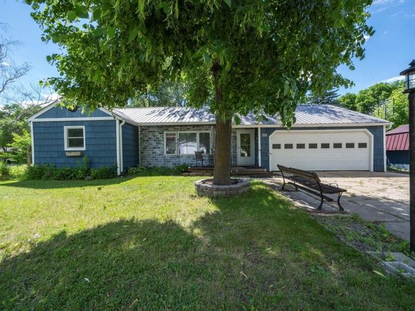 712 Meadowlark Drive SW, Alexandria, MN 56308