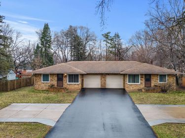 1967 County Road D W, Arden Hills, MN 55112