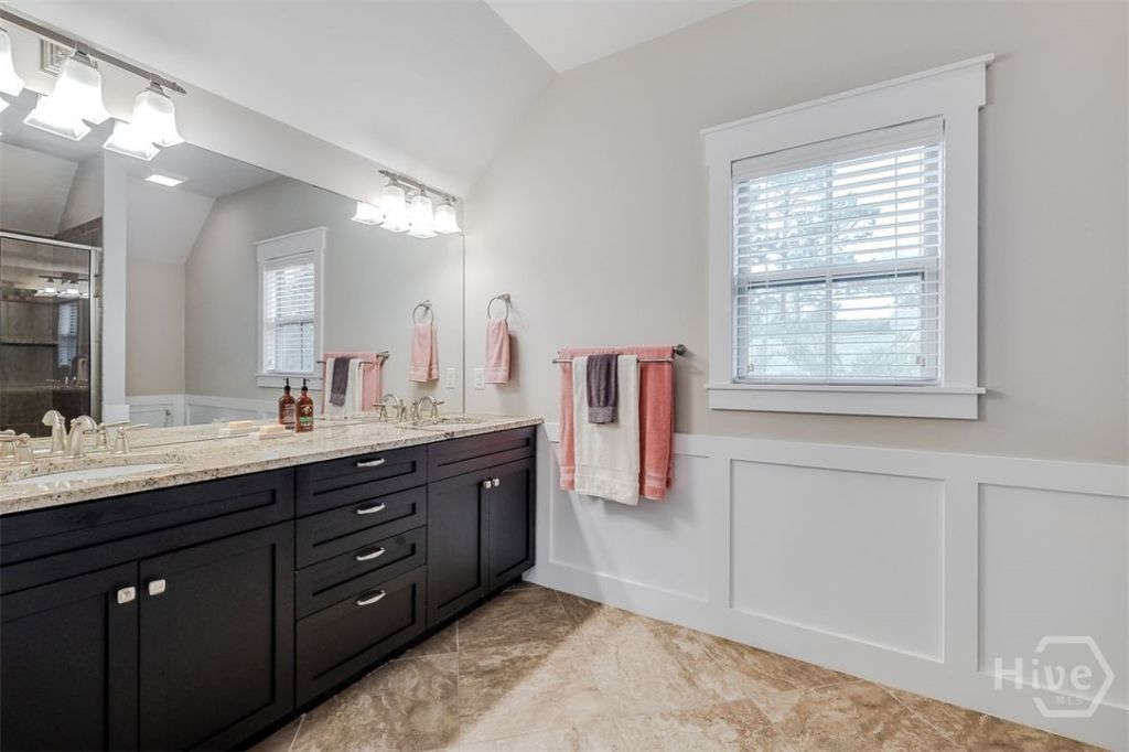 36 Oldfield Village Road Photo 44