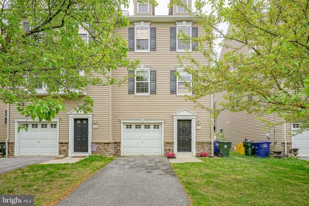 604 Cinnaminson Street, Riverton, NJ 08077 Main Photo