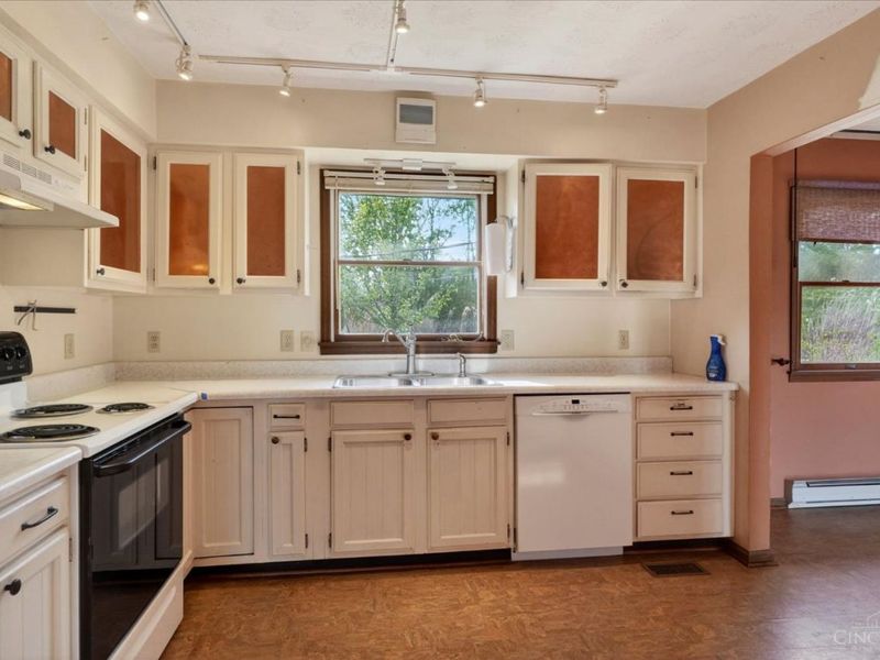 103 Hickory Hills Drive, Liberty Township, OH 45133 Photo 18