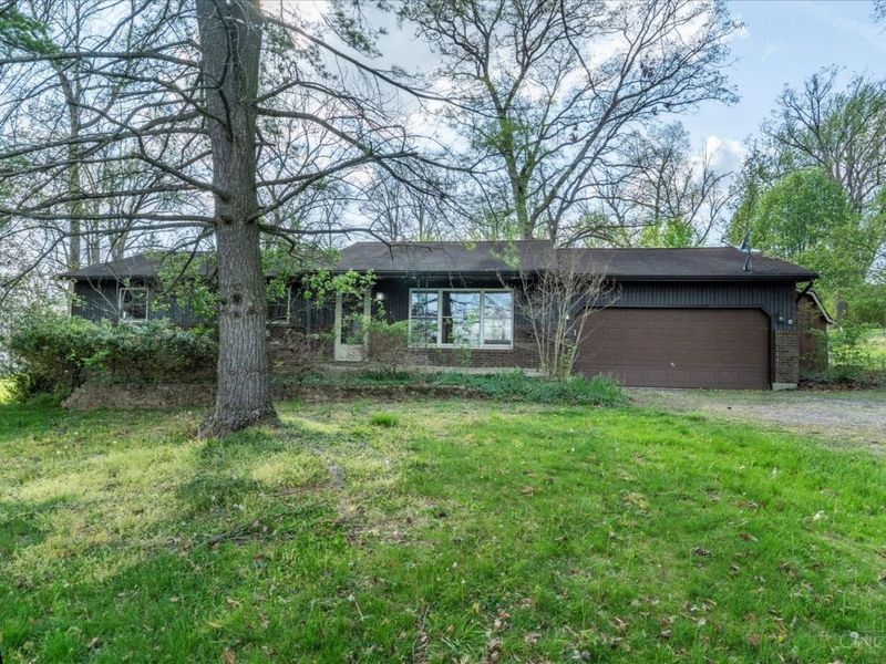 103 Hickory Hills Drive, Liberty Township, OH 45133 Photo 2