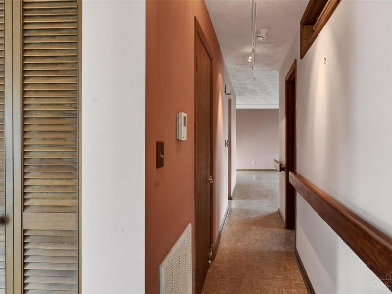 103 Hickory Hills Drive, Liberty Township, OH 45133 Photo 29