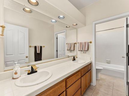 11858 Point Rock Way, Gold River, CA 95670 Photo