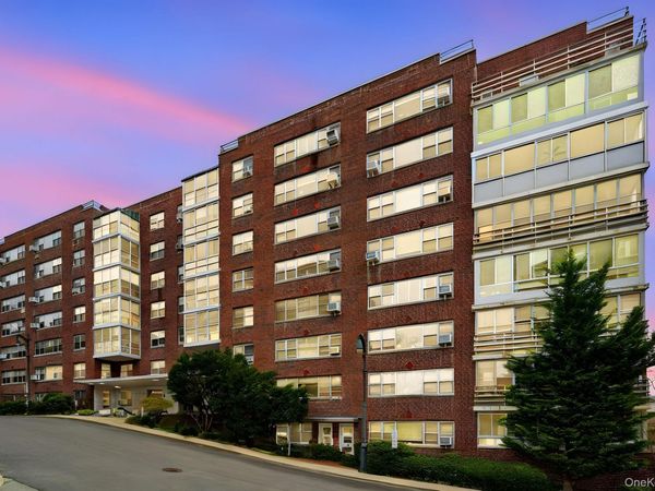 2 Washington Square, Unit 5H, Larchmont, NY 10538