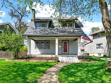 11 Forrer Boulevard, Oakwood, OH 45419