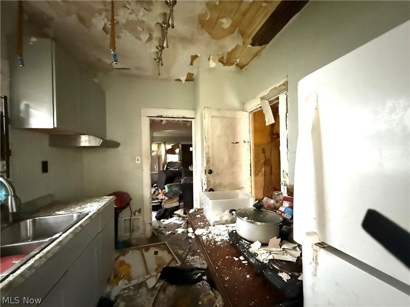 12412-14 Tuscora Avenue, Cleveland, OH 44108 Photo 3