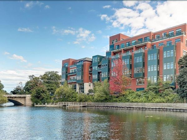 141 Rivers Edge Drive, Unit 307, Traverse City, MI 49684