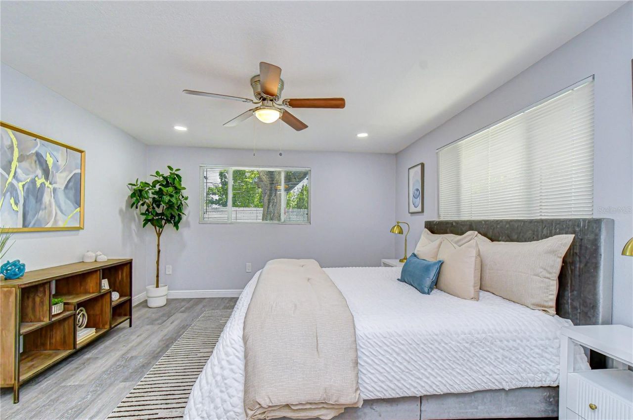 7235 15th Street N, Saint Petersburg, FL 33702 Photo