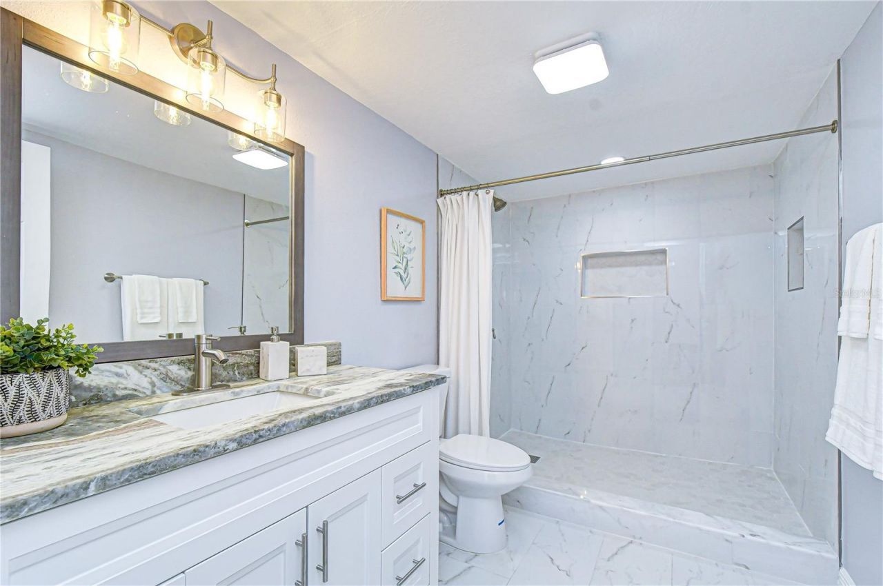 7235 15th Street N, Saint Petersburg, FL 33702 Photo