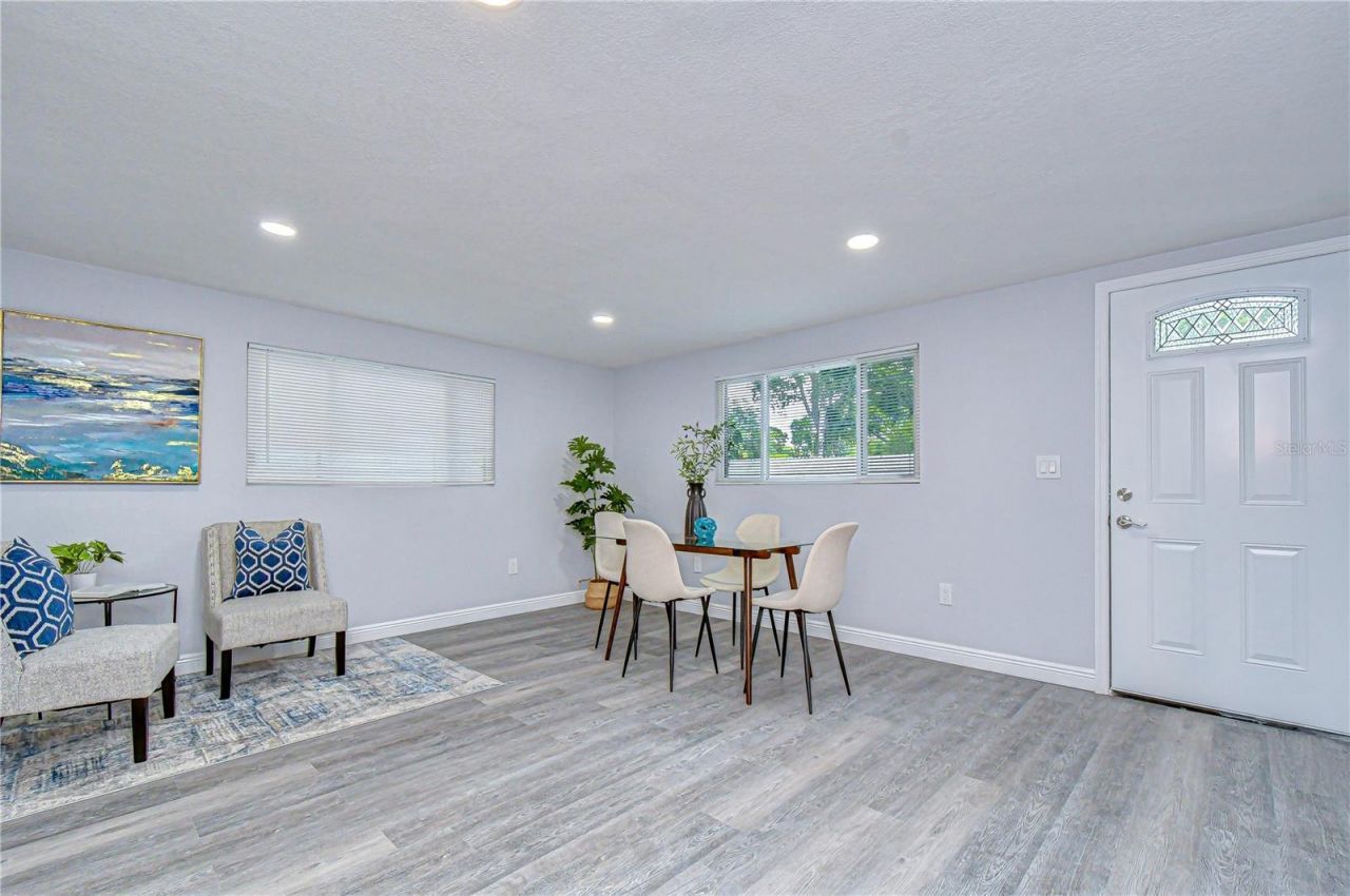 7235 15th Street N, Saint Petersburg, FL 33702 Photo
