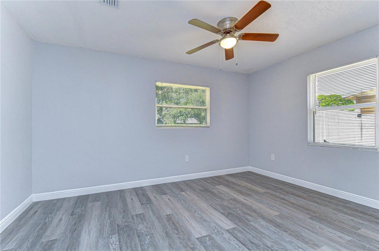 7235 15th Street N, Saint Petersburg, FL 33702 Photo