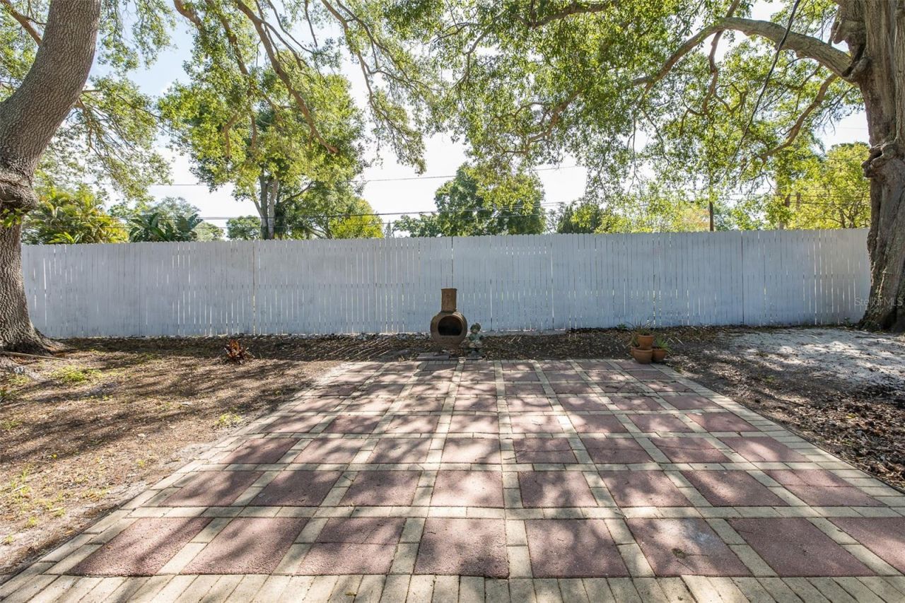 7235 15th Street N, Saint Petersburg, FL 33702 Photo