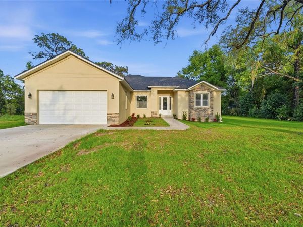 3 AMIGOS ROAD , DEBARY, FL 32713