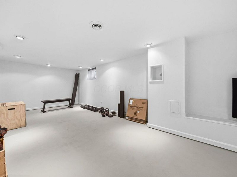 241 S Brinker Avenue, Columbus, OH 43204 Photo 22