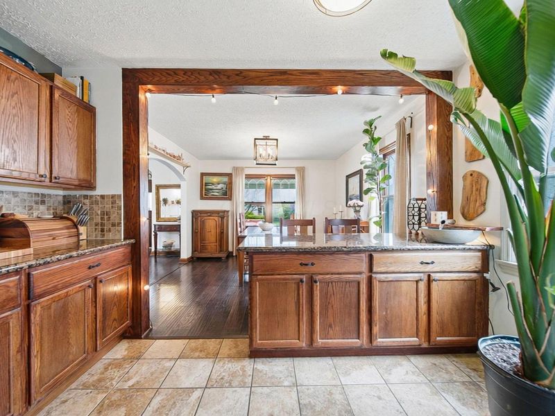 241 S Brinker Avenue, Columbus, OH 43204 Photo 9