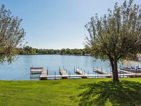 5430 Three Points Boulevard, Unit 132, Mound, MN 55364