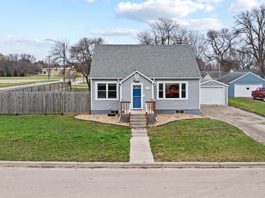 113 4th Street, Dawson, MN 56232