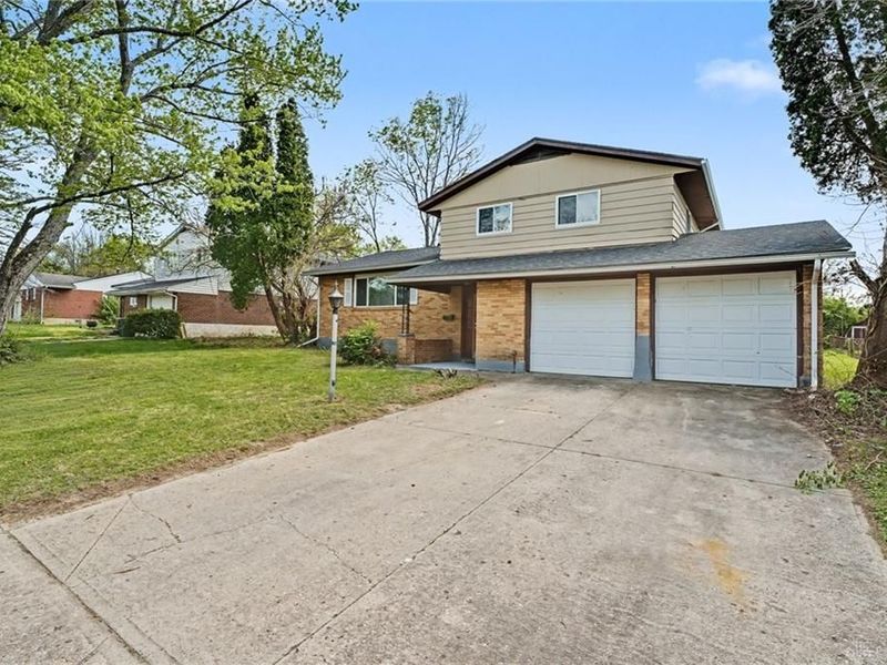 4718 Belcourt Drive, Jefferson Township, OH 45417 Photo 3