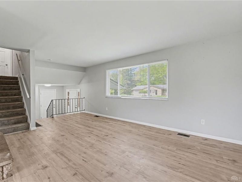 4718 Belcourt Drive, Jefferson Township, OH 45417 Photo 9