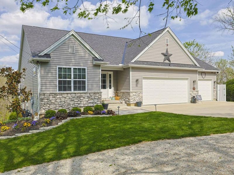 10866 Carolina Trace Road, Harrison, OH 45030 Photo 2