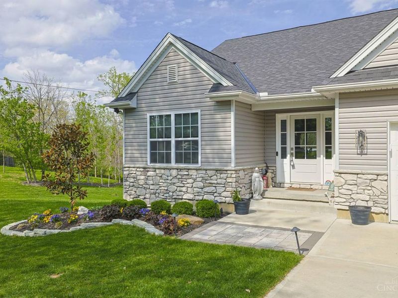 10866 Carolina Trace Road, Harrison, OH 45030 Photo 3