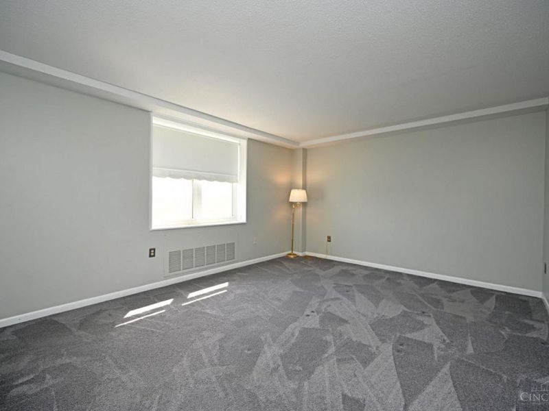2444 Madison Road, Unit 202A, Cincinnati, OH 45208 Photo 21