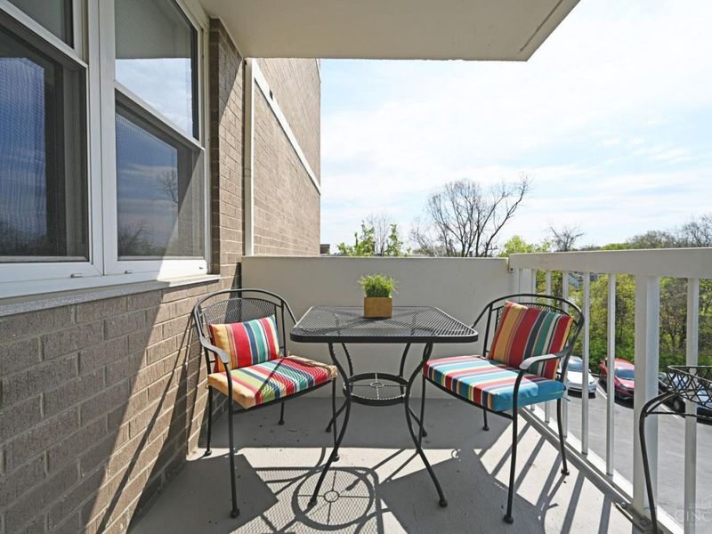 2444 Madison Road, Unit 202A, Cincinnati, OH 45208 Photo 31