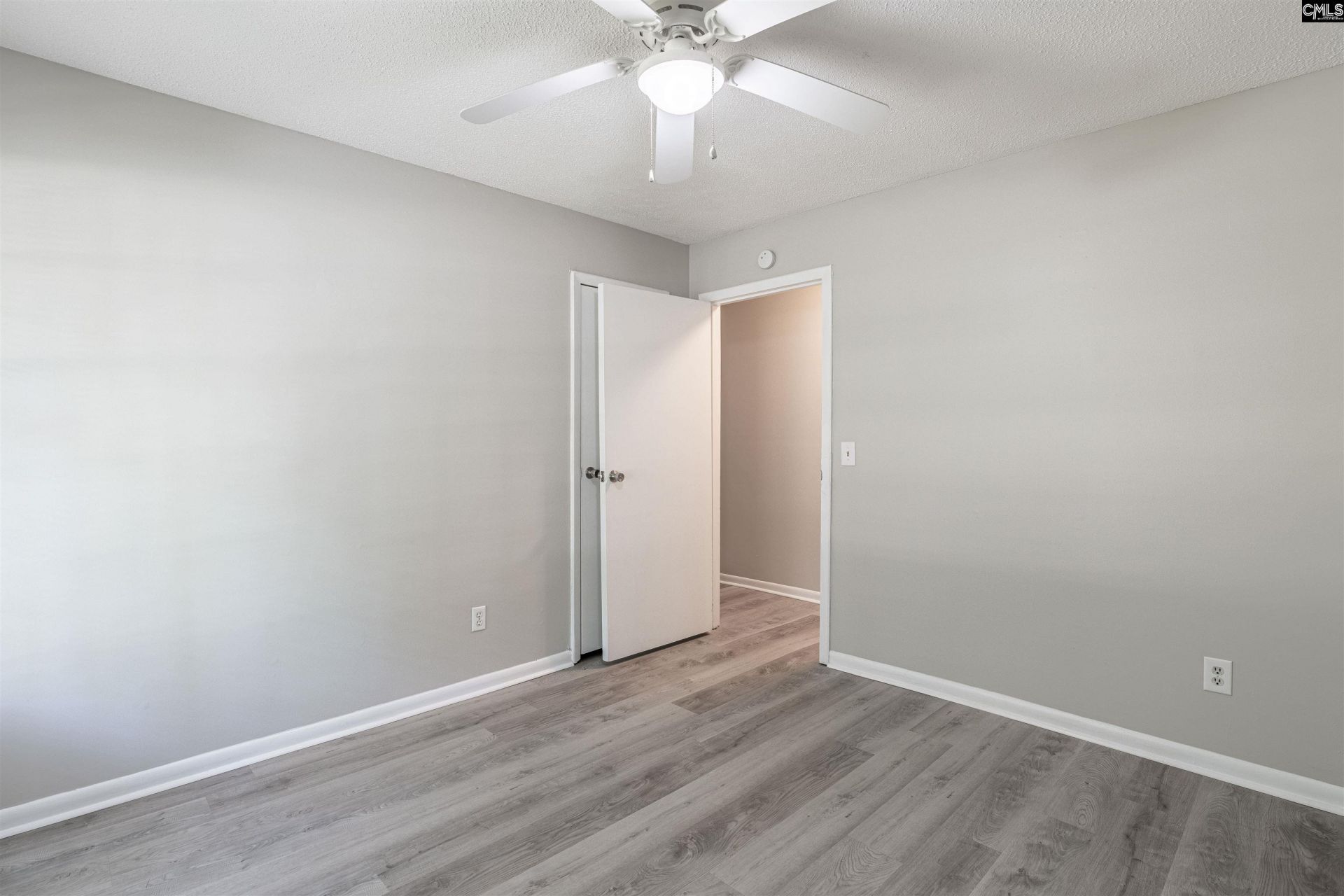 1336 Chadford Road Photo 21