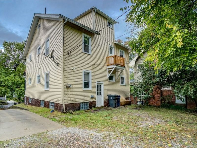 2245 Bellfield, Cleveland Heights, OH 44106 Photo 43